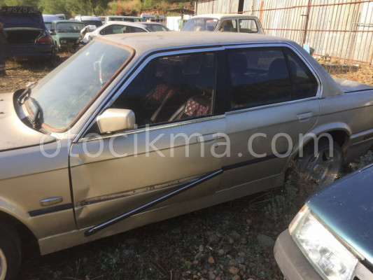 BMV E30 SOL ÖN KAPI