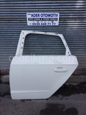 Audi A3 hatchback orjinal hatasız sol arka kapı