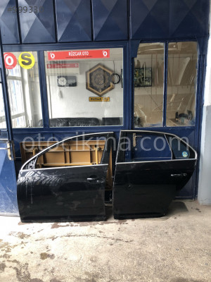 Volkswagen jetta dolu sol ön arka kapı