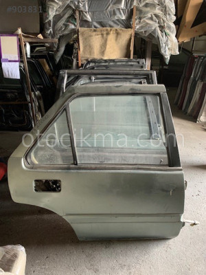 honda accord sağ arka kapı 1986