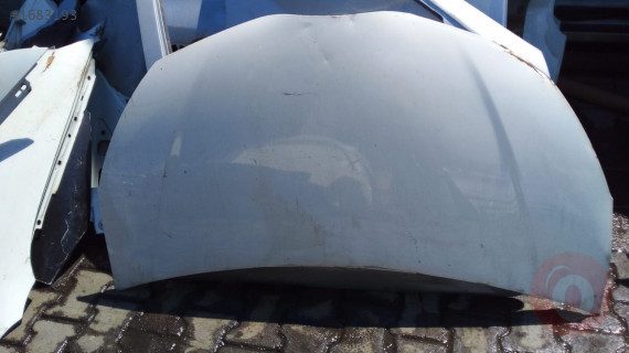 toyota yaris ön kaput