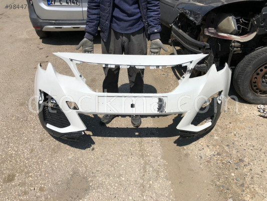 2017 Peugeot 3008 ön tampon