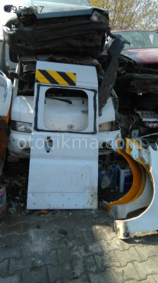 renault master sağ arka kapı çıkma