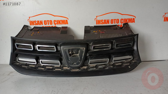 Dacia duster ön panjur orijinal Çıkma