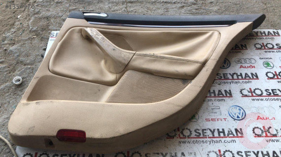 vw golf 5 sağ arka kapı kartonu