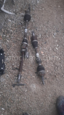 RENAULT MEGANE 4  OTOMATİK AKİS