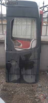 Mercedes sprinter sağ arka kapı sıfır ürün