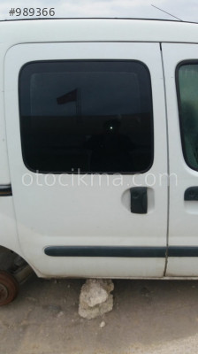 2002 model renault kangoo 1.9 çıkma sağ sürgülü kapı