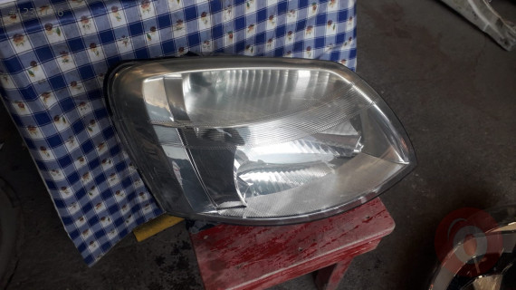 peugeot partner çıkma sağ far