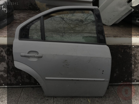 Ford mondeo çıkma sağ arka kapı dolu
