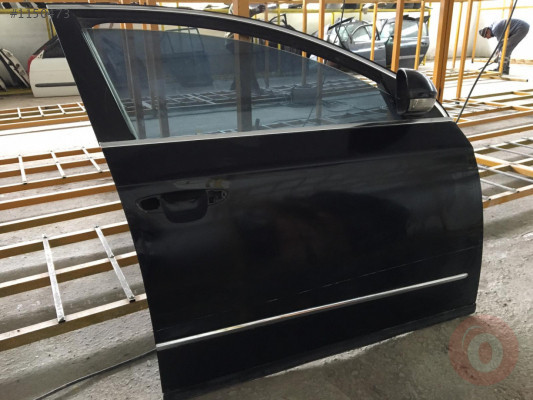 PASSAT B6 SAĞ ÖN KAPI 2010