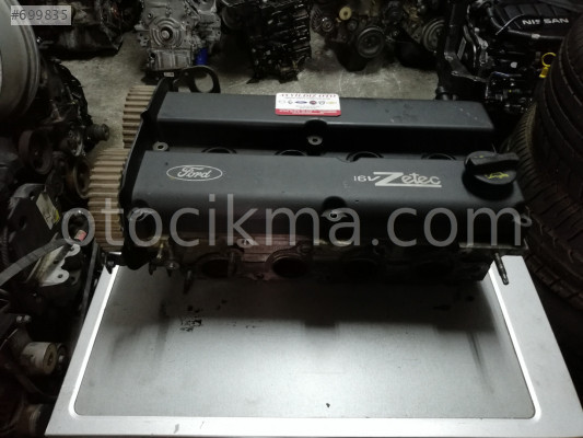 FORD FOCUS 2.0 KÜLBÜTÖR KAPAĞI