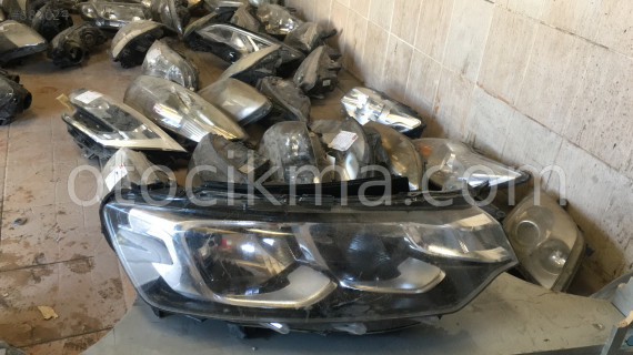Temiz Citroen C elysee sağ far Çıkma