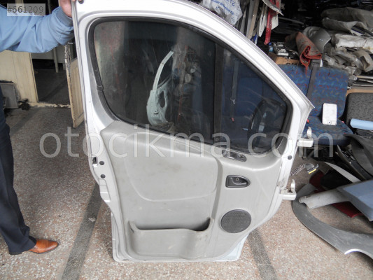 RENAULT TRAFFİC SOL KAPI AYNASI ORJİNAL