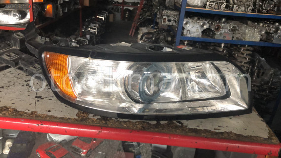 Volvo s40 zenon far 2008/2012