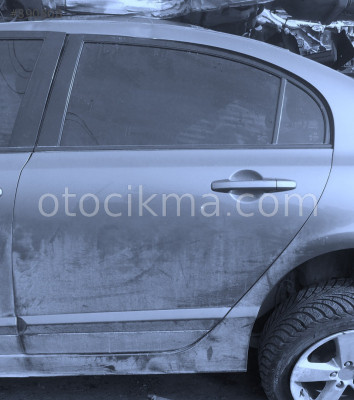 2011 HONDA CİVİC ÇIKMA SOL ARKA KAPI.