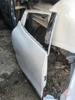 RENAULT CLİO 4 SAĞ ARKA KAPI