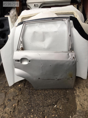 2007 ford fiesta sağ arka kapı