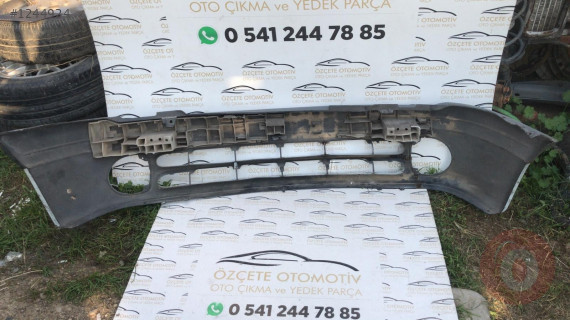 Renault clio 2 ön tampon orjinal çıkma