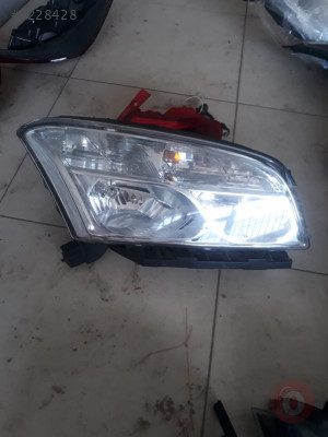 chevrolet captiva çıkma sağ far.