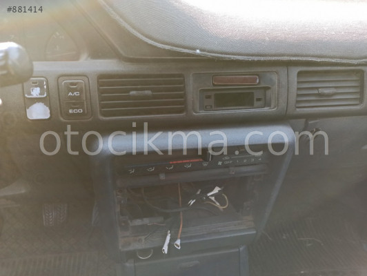 MAZDA 323 KUMANDA PANELİ
