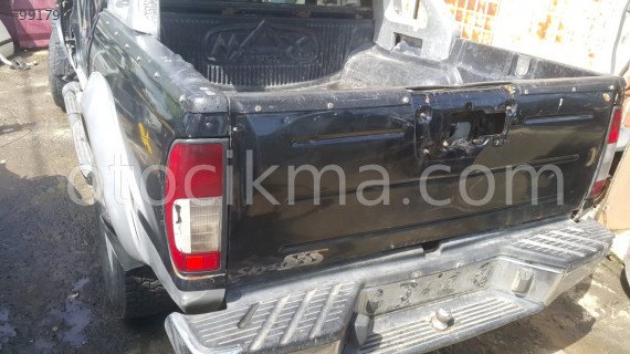 Nissan pıkup arka kasa