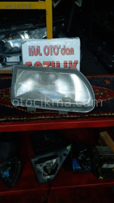 renault 9 çıkma orjinal sağ far