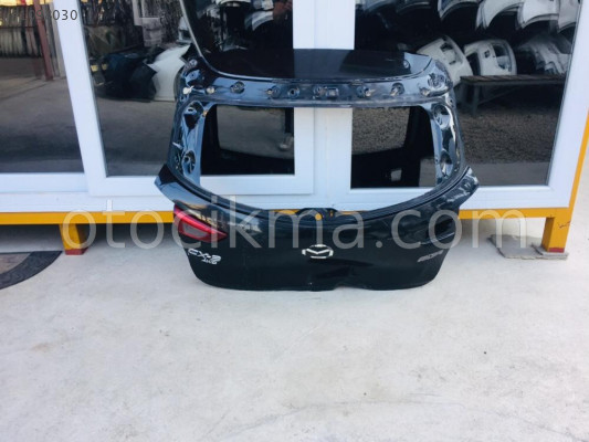Mazda cx3 arka bagaj kapagı