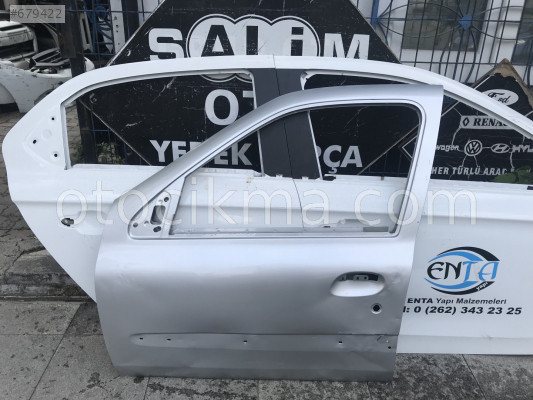 Renault clio çıkma sol ön kapı