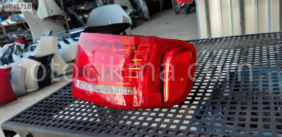 Audi A4 2013 model sağ dış stop