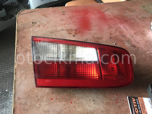 Renault Laguna 1 çıkma bağaj stop sol