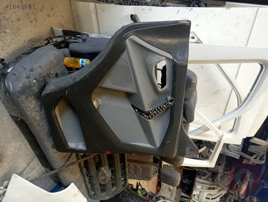 FORD TRANSİT CUSTOM SAĞ ÖN KAPI DÖŞEMESİ..BK21-V23942-01