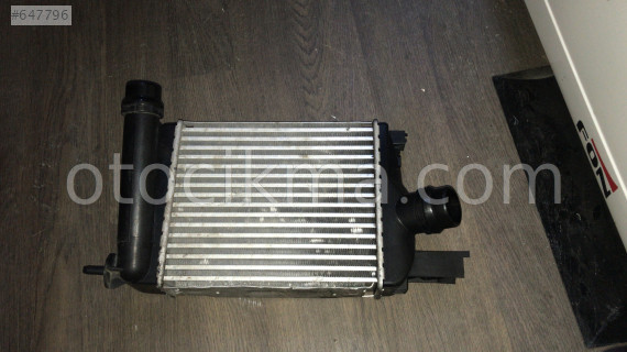 Renault clio çıkma intercool radyatörü