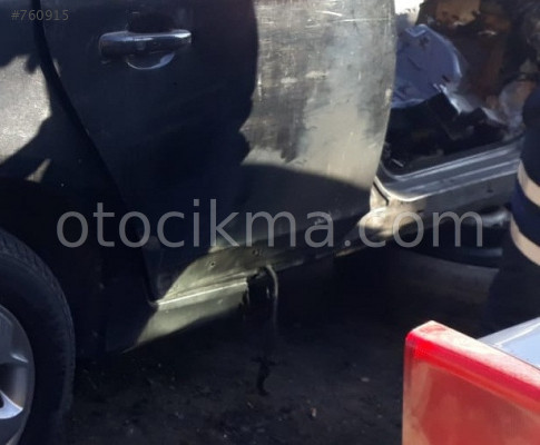 2010 VOLVO XC60 HATASIZ SAĞ YAN PANEL.