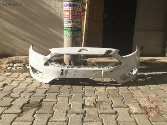 Ford Focus Ön Tampon