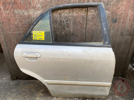MAZDA 626 SAĞ ARKA KAPI CAM KRİKOSU 1998-2001 MODEL