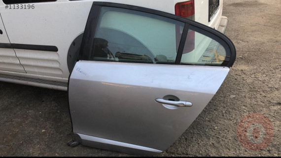 RENAULT FLUENCE SOL ÖN KAPI