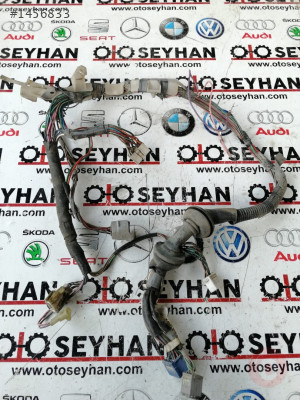 Toyota carina 1998 sol ön kapı tesisatı