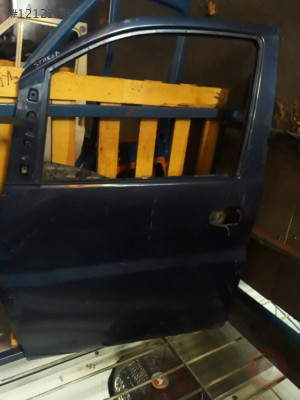 HYUNDAİ STAREX SOL ÖN KAPI