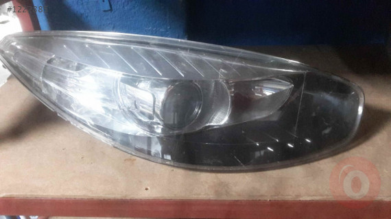 RENAULT FLUENCE MERCEKLİ SAĞ FAR ORJİNAL.