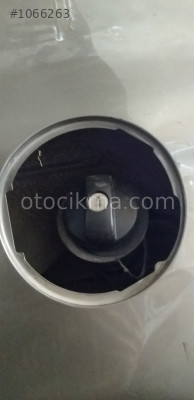 Peugeot  208 depo kapağı