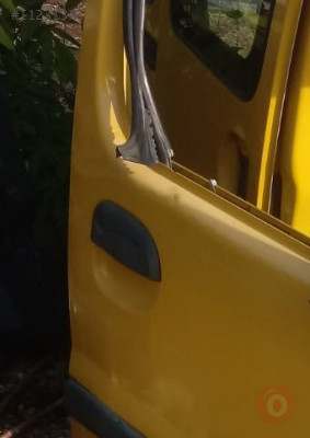 renault kangoo çıkma sağ ön kapı kolu
