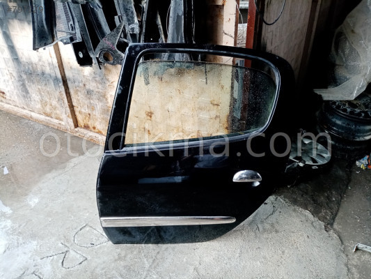 peugeot 206 sol arka kapı dolu hasarsız siyah