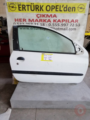 Peugeot 206 sağ ön kapı