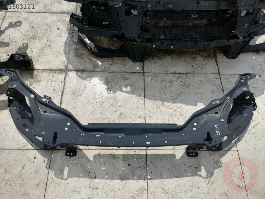 VOLVO XC60 ÖN PANEL