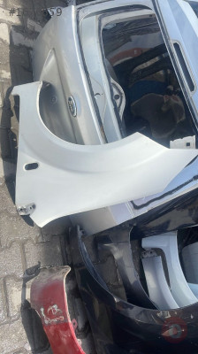 çıkma parça ford fiesta sol ön çamurluk