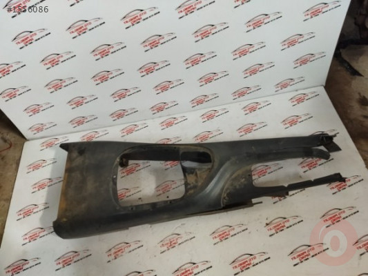 FORD ESCORT ORTA VİTES KONSOLU