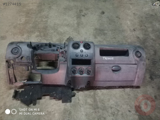 Ford Transit dolu torpido