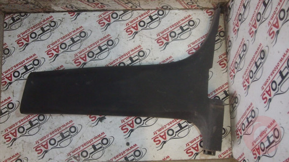 OPEL MOKKA ORTA DİREK PLASTİĞİ