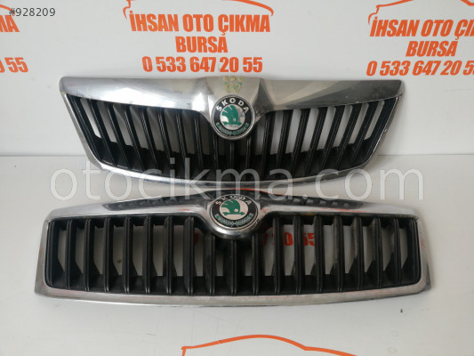 Skoda Octavia Ön panjur 1Z0853661A.